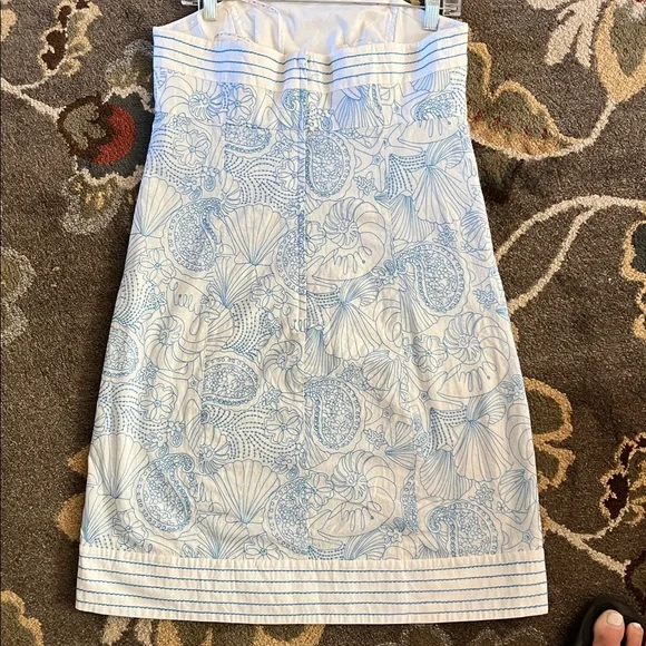 Lilly Pulitzer staples blue, and white sundress and a beautiful seashell design - Picture 4 of 7